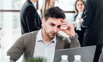 Surviving a Toxic IT Work Environment: Spotting the Signs and Thriving Against the Odds